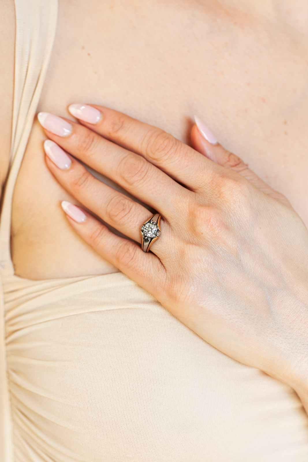 Art Deco 1.40 Carat Old European Cut Diamond Two-Tone Ring