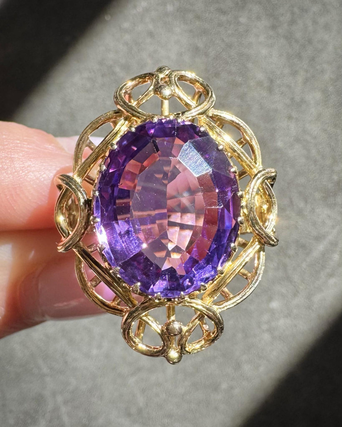 Art Nouveau 9.30 Ct. Oval Cut Amethyst Swirly Dinner Ring