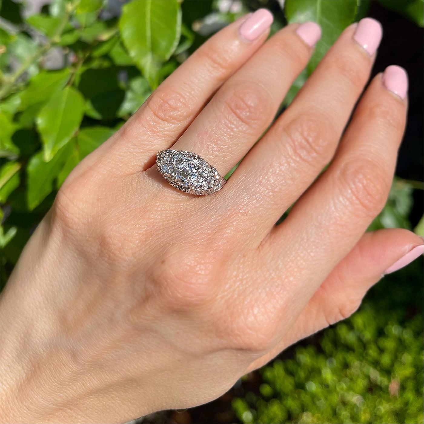 Edwardian 0.93 Carat Old European Cut Diamond 3-Stone Ring