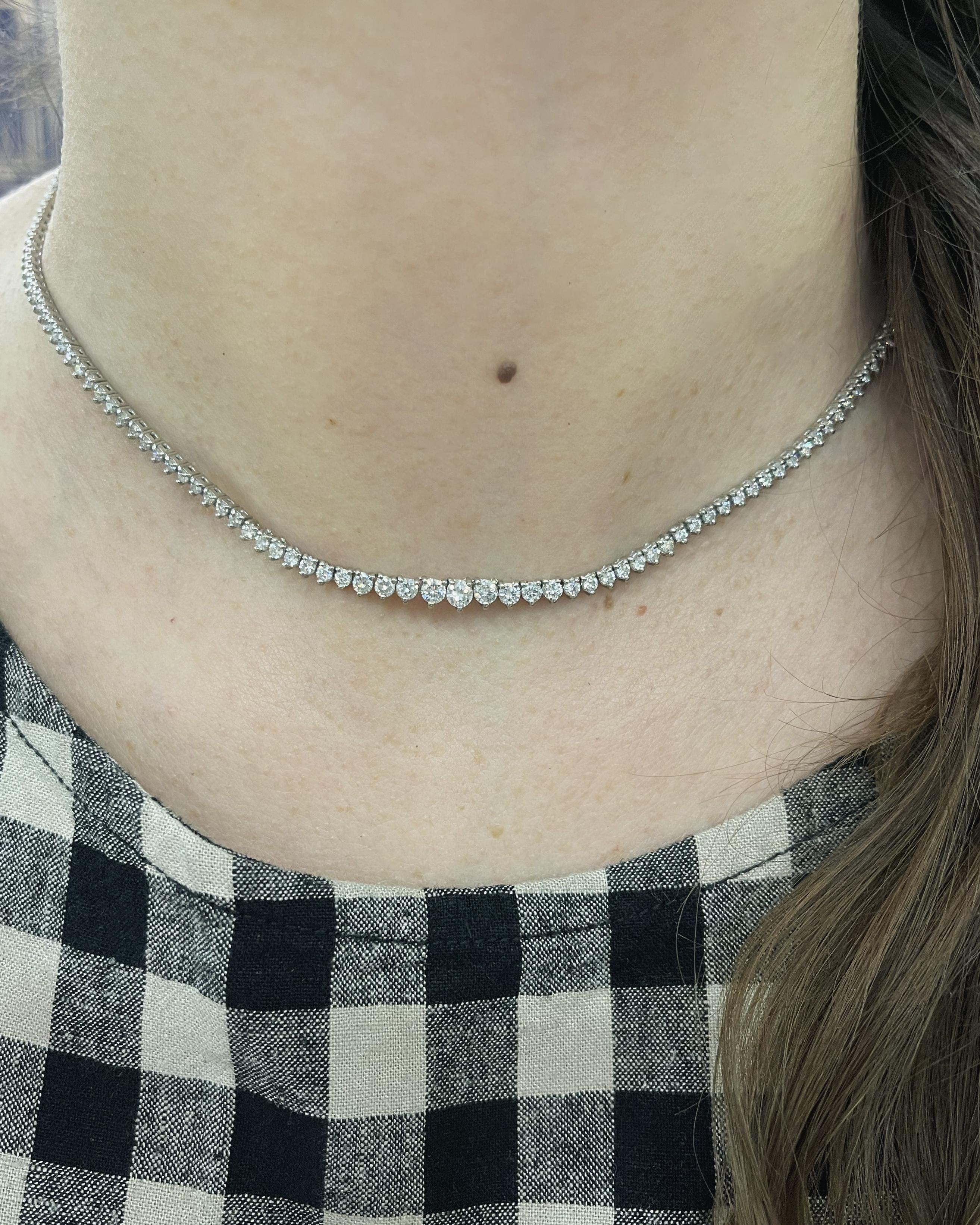 Vintage 5.05 Ctw. Round Brilliant Cut Diamond Graduated Line Necklace