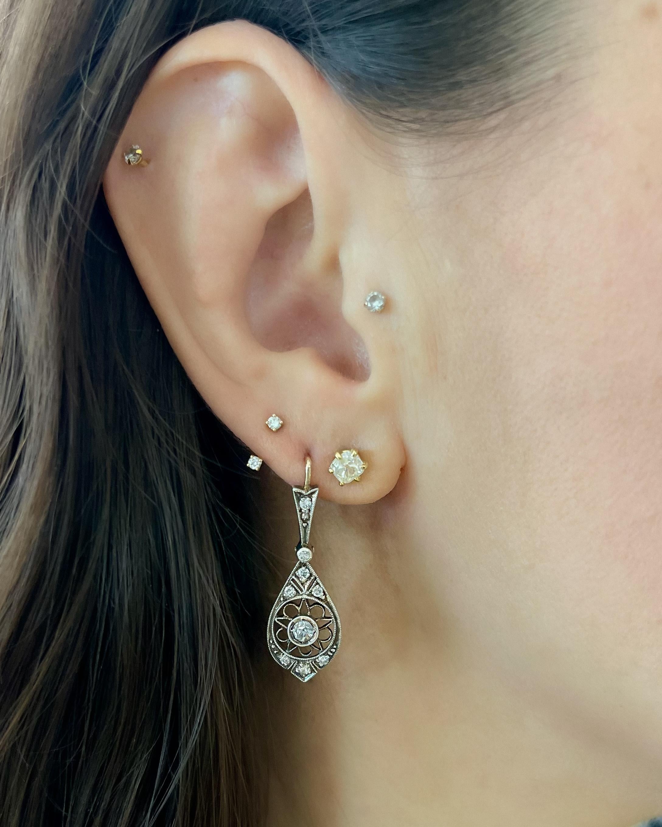 Retro 0.62 Ctw. Diamond Floral-Motif Drop Earrings