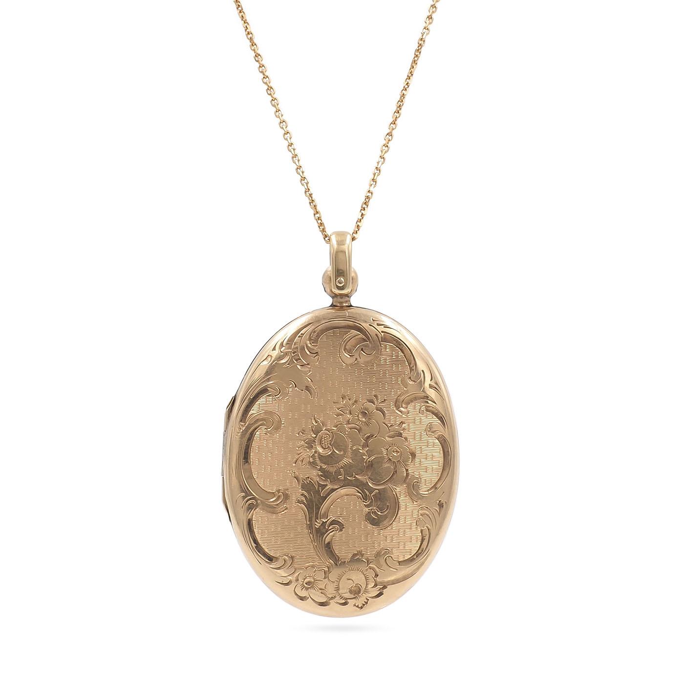 Victorian Ornate Oval Locket Pendant Necklace