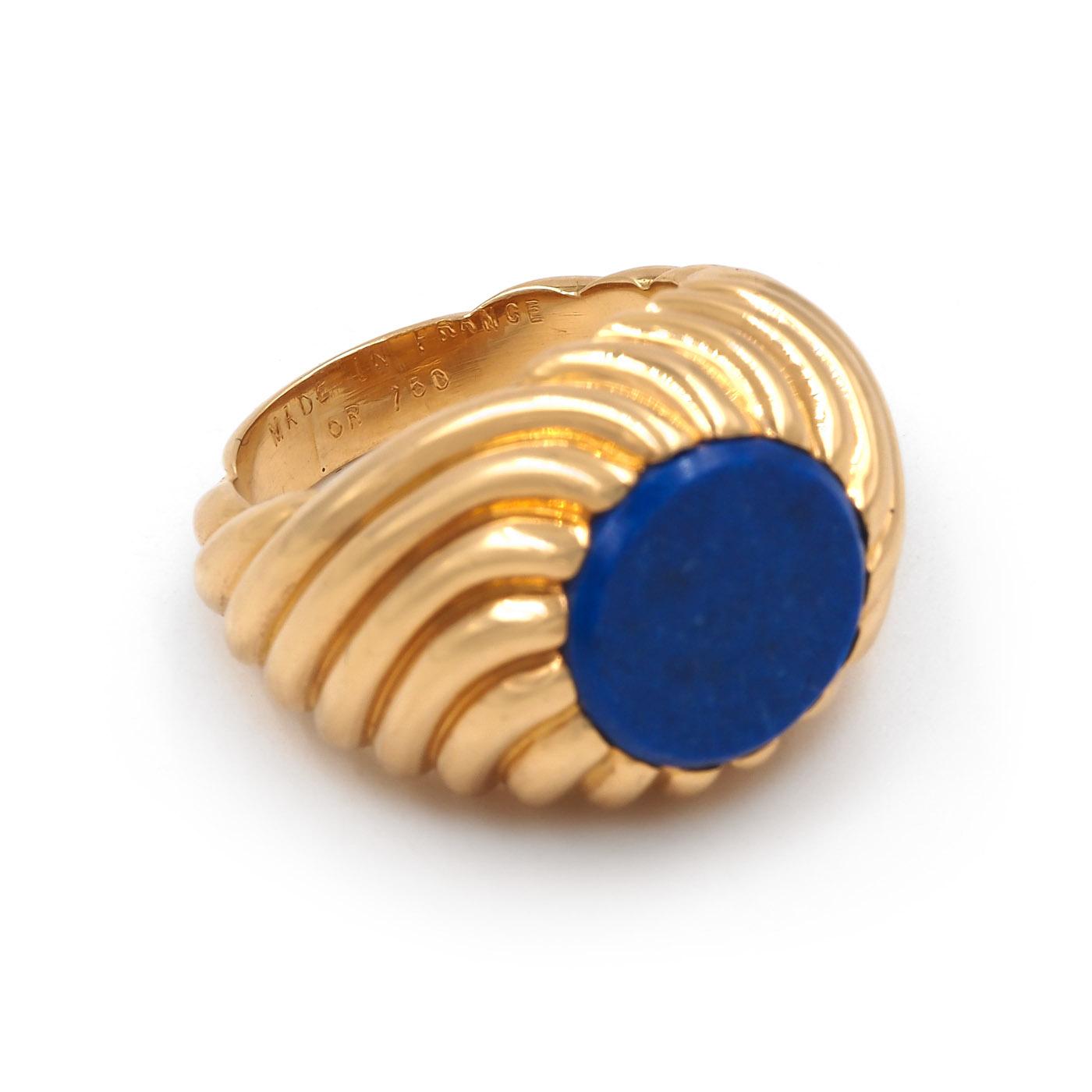 Vintage Lapis Lazuli Swirly Gold Signet Ring