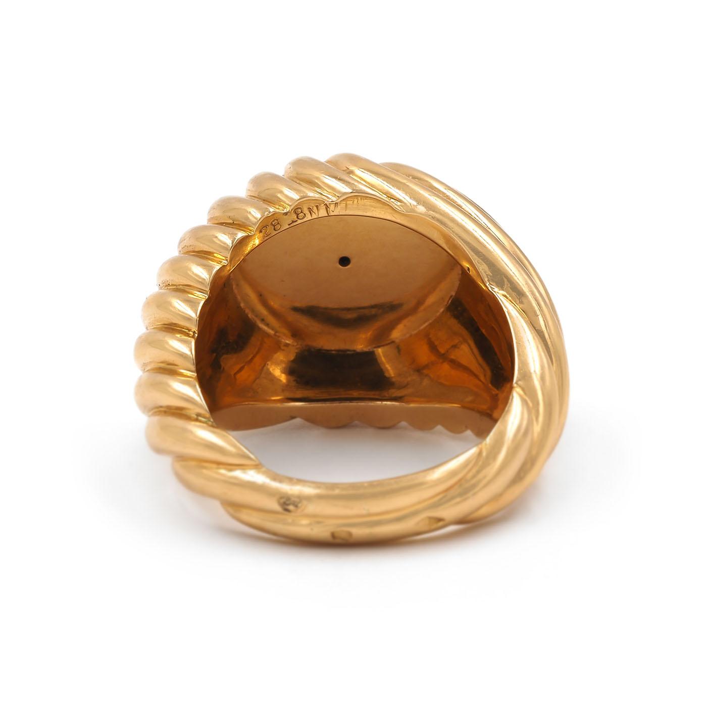 Vintage Lapis Lazuli Swirly Gold Signet Ring