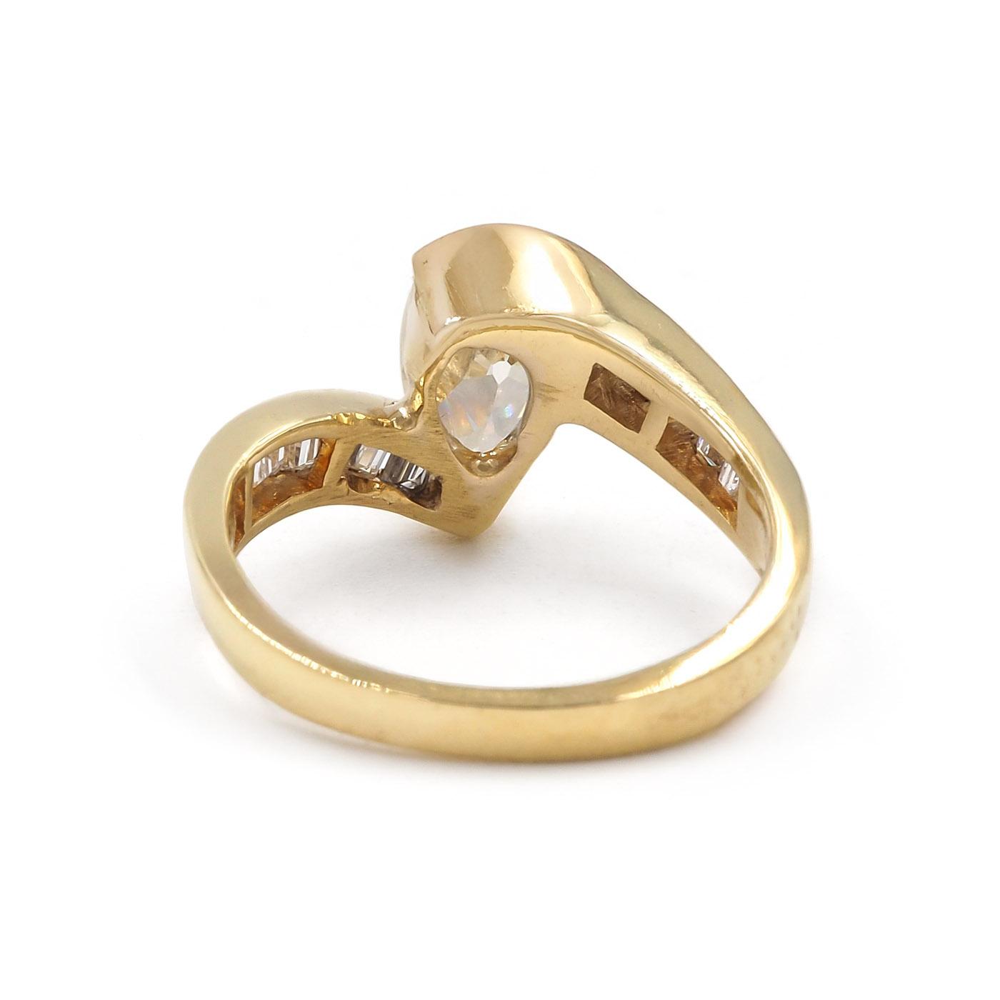 Vintage 1.14 Ct. Pear-Shaped & Baguette Cut Diamond Bypassing Engagement Ring