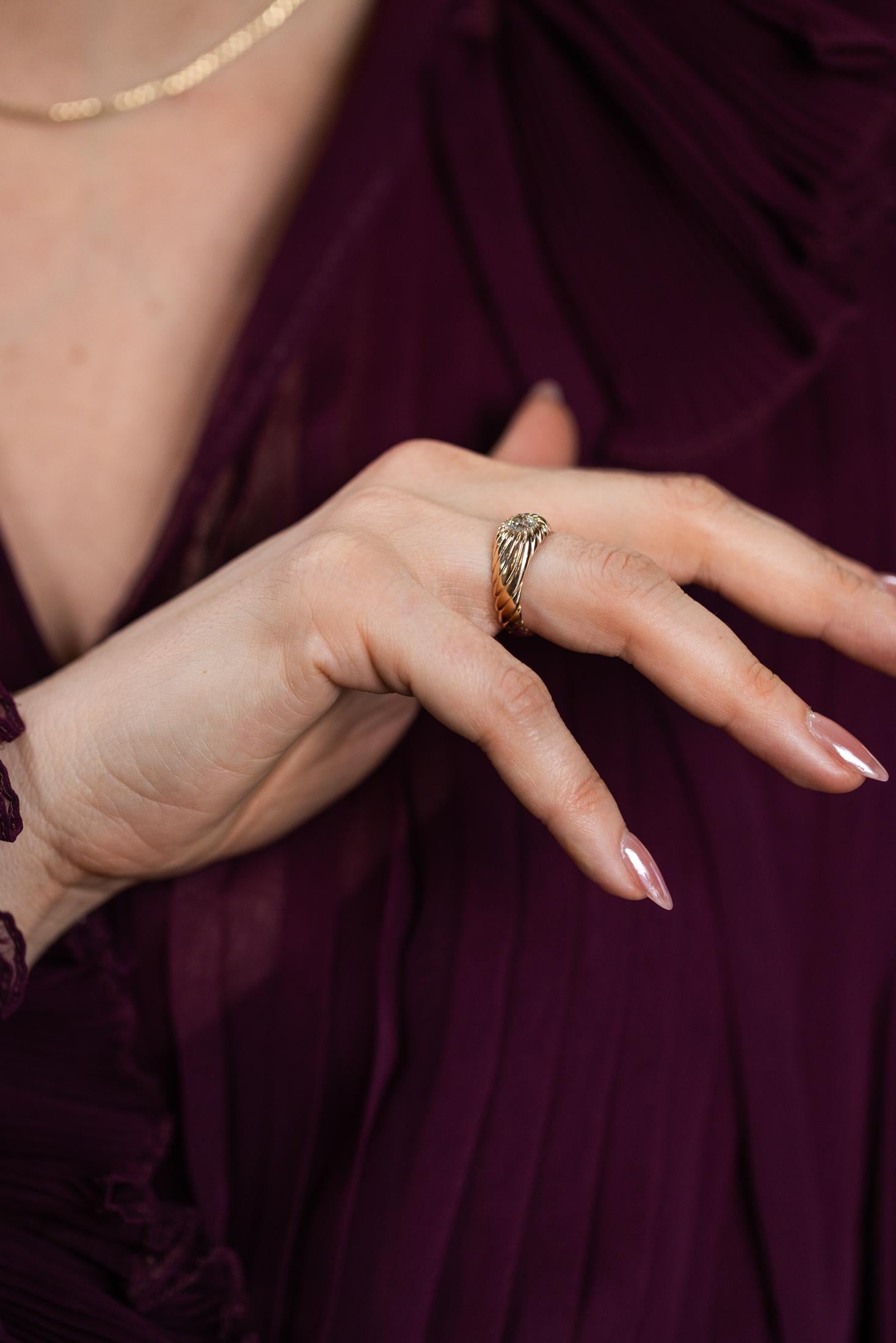 Victorian 0.91 Ct. Old European Cut Diamond Swirling Domed Gypsy Ring