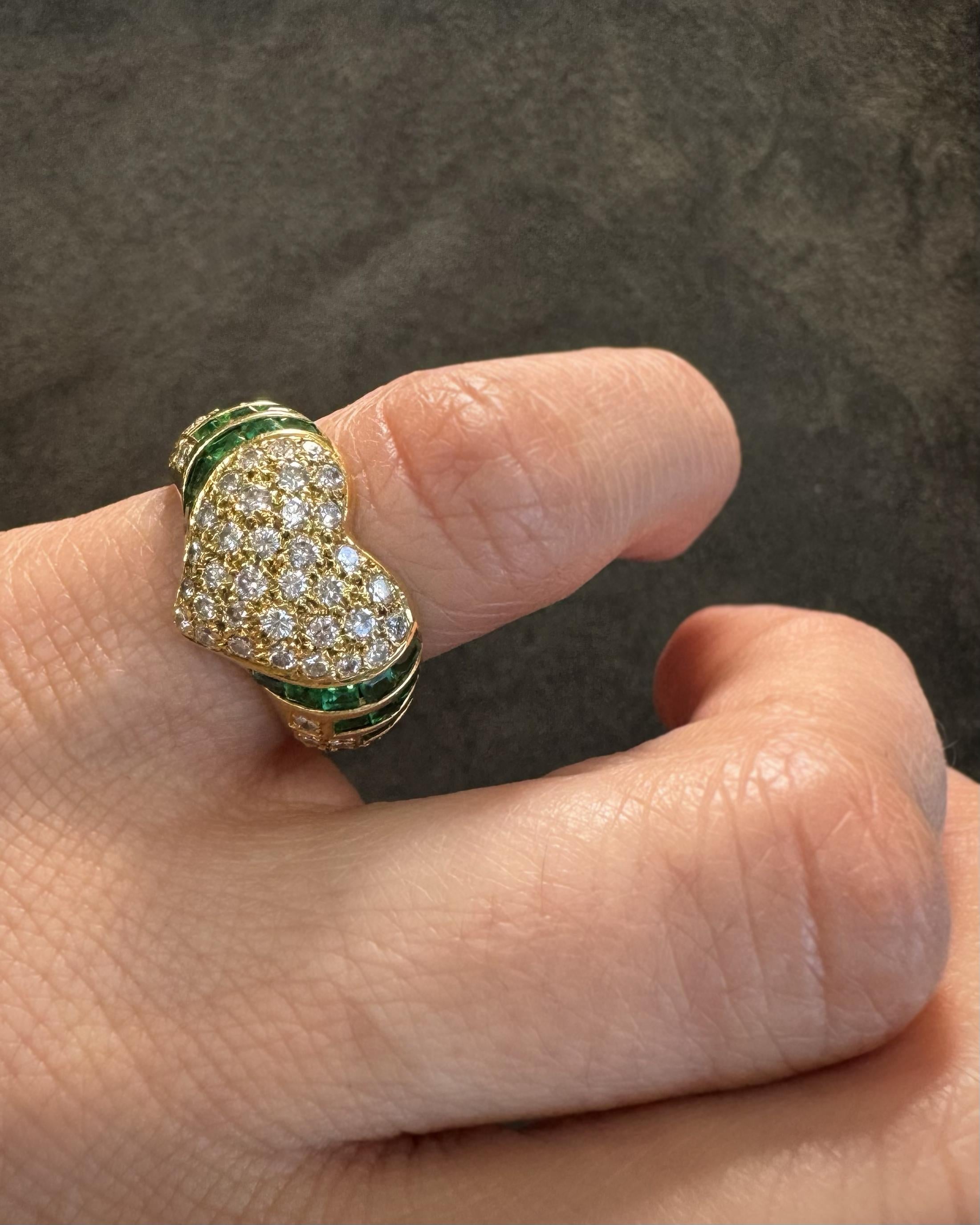 Vintage 0.50 Ctw. Diamond & 1.75 Ctw Emerald Heart Ring