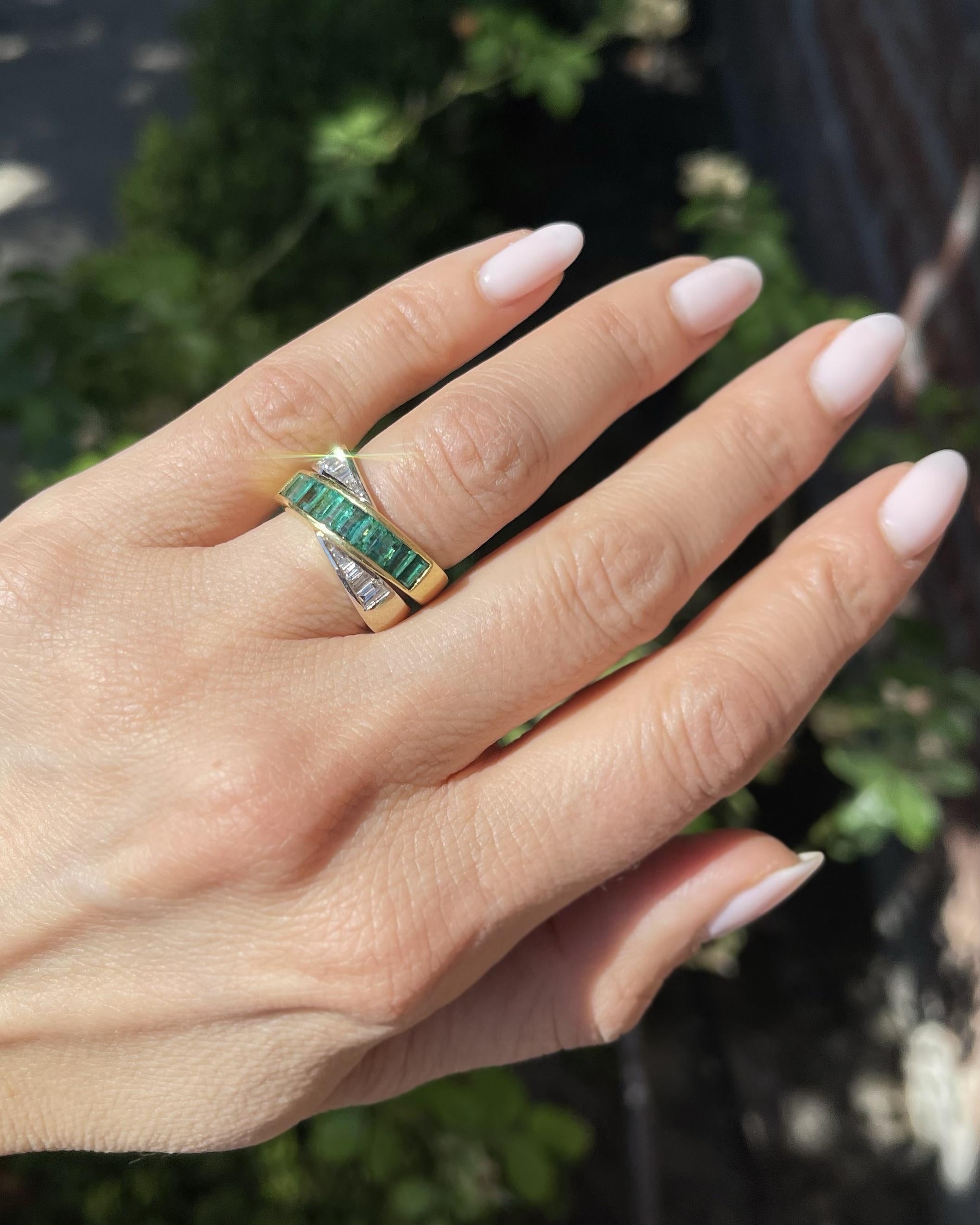 Vintage 1.00 Ctw. Emerald & 0.36 Ctw. Baguette Cut Diamond Bypassing Two-TonRing