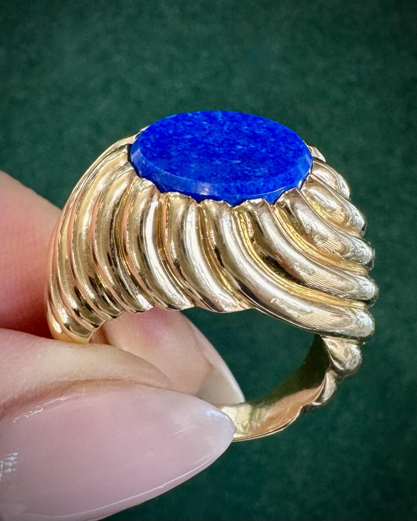 Vintage Lapis Lazuli Swirly Gold Signet Ring