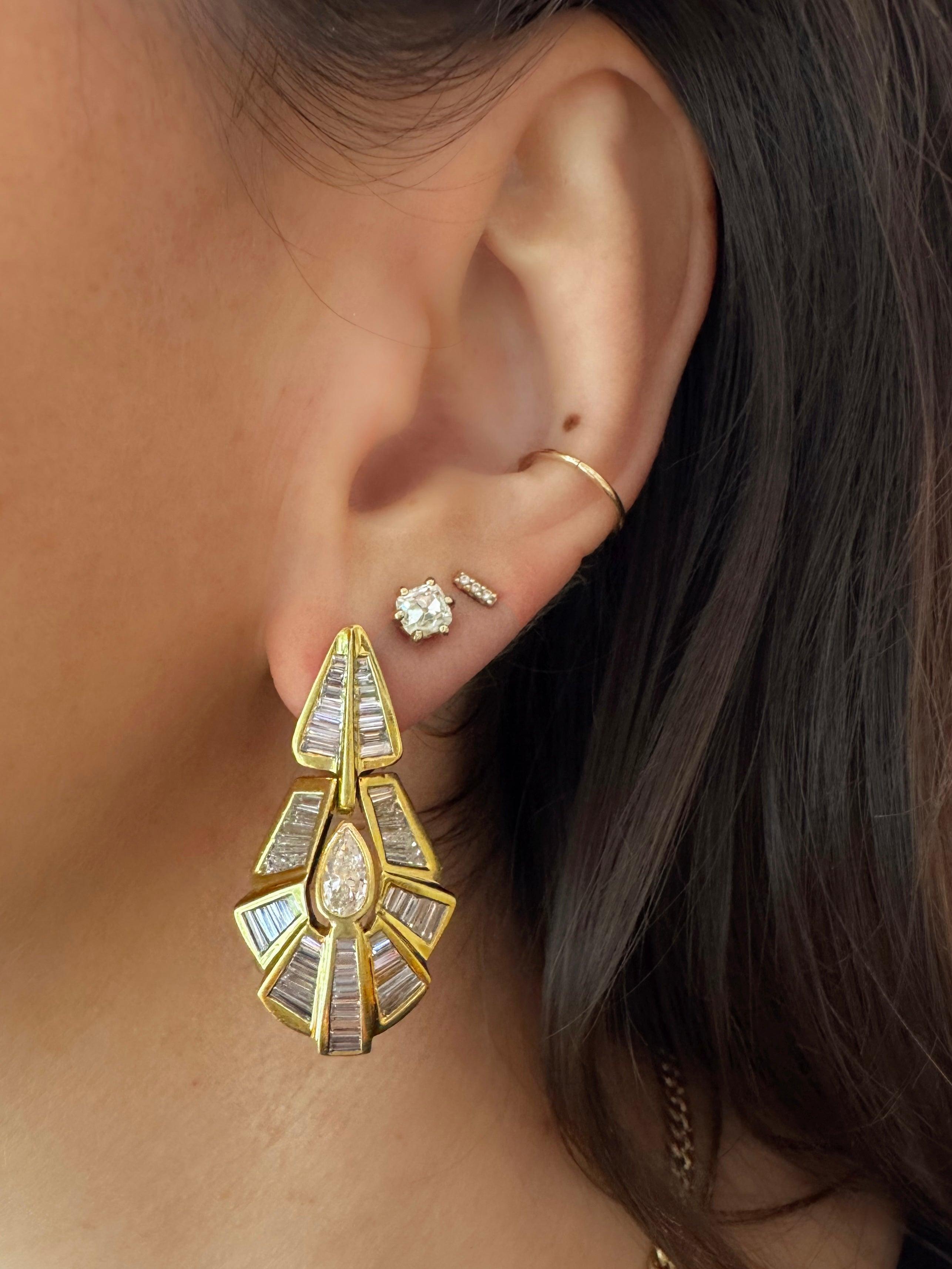 Vintage Pear-Shaped Diamond & Baguette Cut Diamond Geometric Earrings