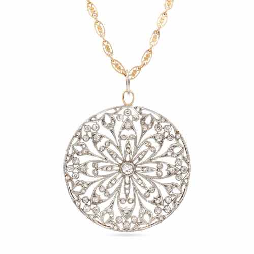 Edwardian 3.30 Ctw. Diamond Ornate Diamond Pendant Necklace